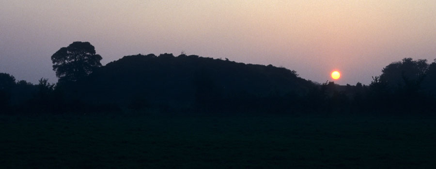 An equinox sunset at Dowth.