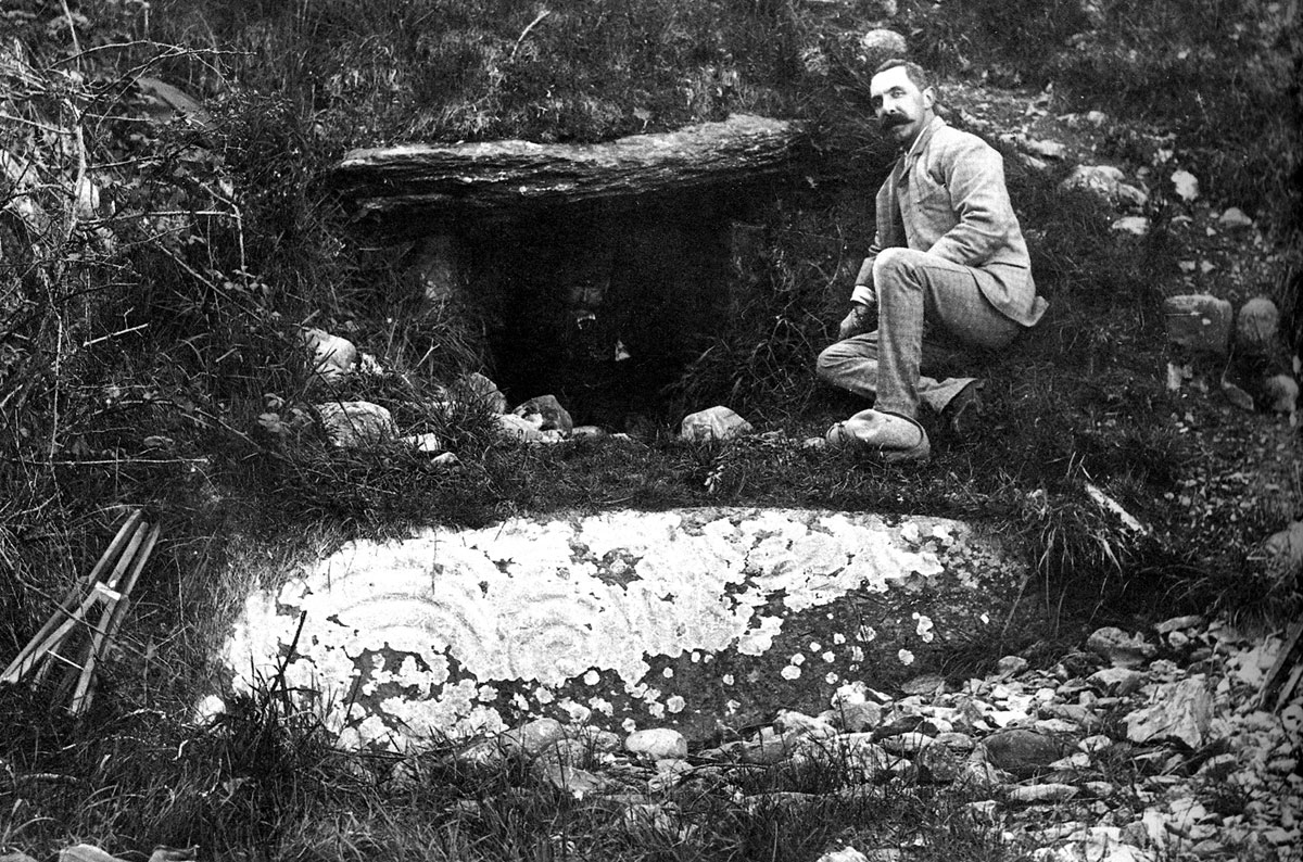 Newgrange from an old engraving.