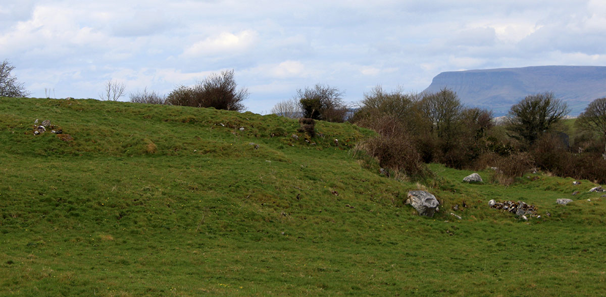 The view to Benbulben, the massive table mountain to the north of the peninsula.