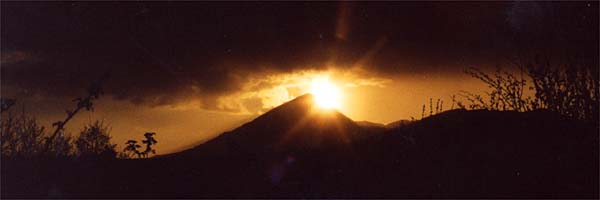 The
        Rolling Sun of Boheh, 22 April 2000.