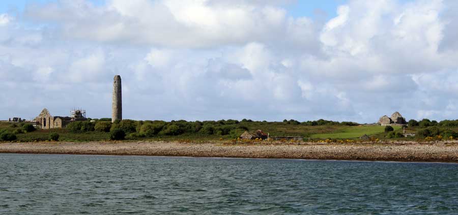 Scattery Island seen from the approaching ferry.