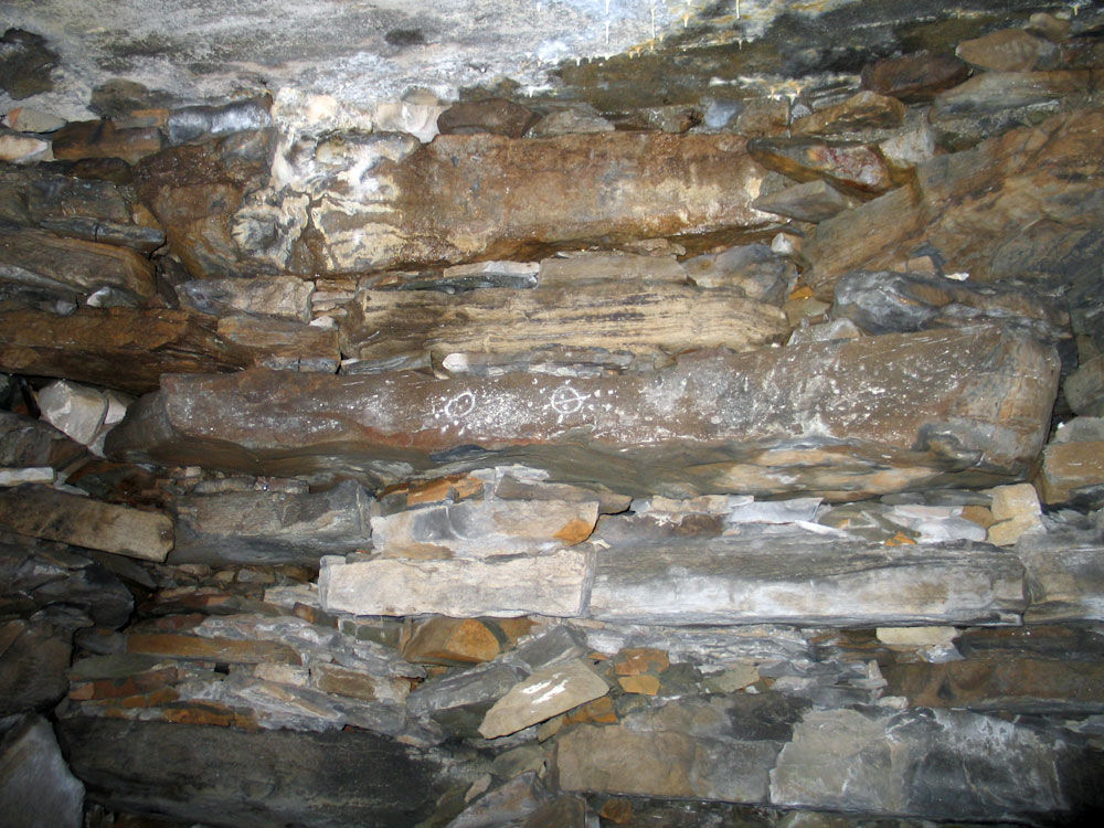 Corbels within Cairn L.