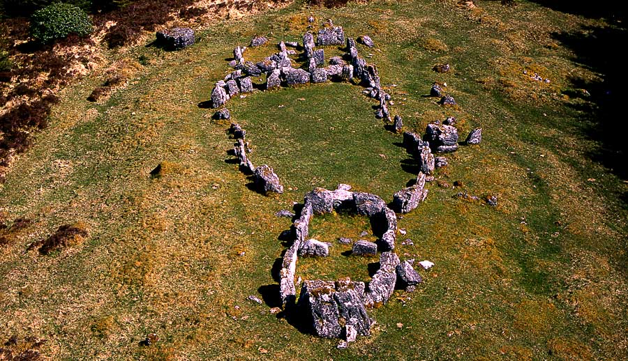 Deerpark, a huge central court cairn in County Sligo north of Lough Gill.