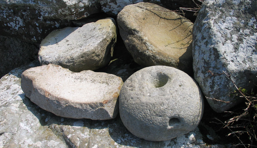 Quern stones at Cloghcor.
