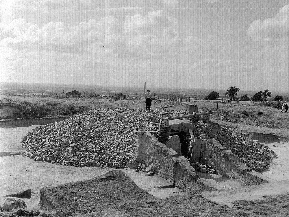 The Mound of the Hostages in 1958.